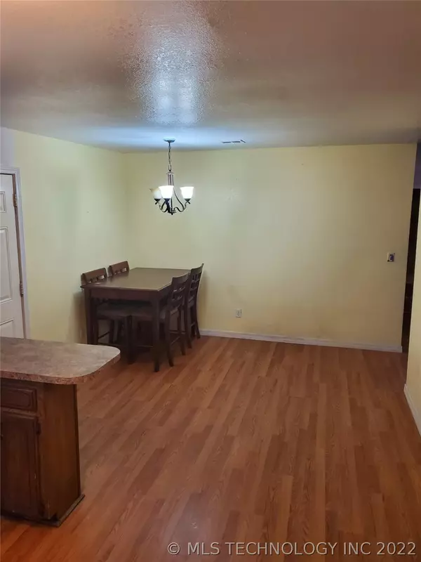 Kellyville, OK 74039,114 W Ruth AVE