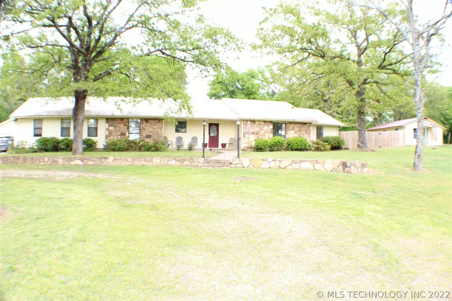 15906 S 125th ST E, Webber Falls, OK 74470