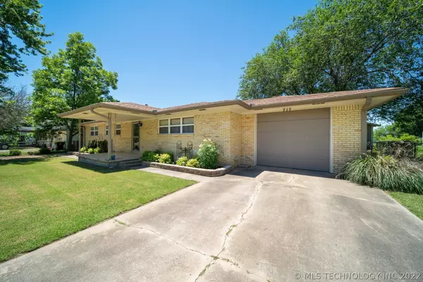 Stratford, OK 74872,717 N Elm