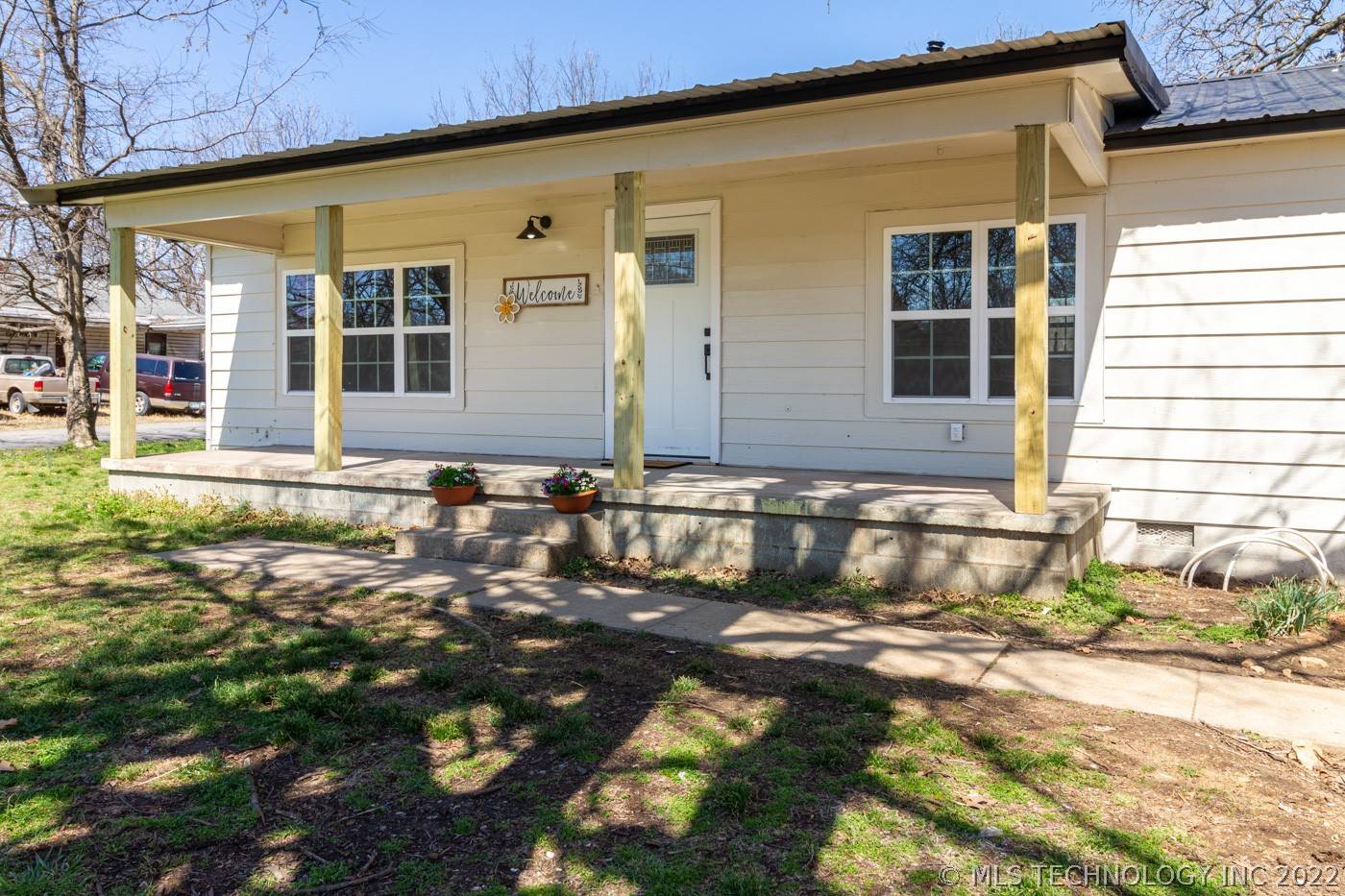 Salina, OK 74365,109 W Frontier ST