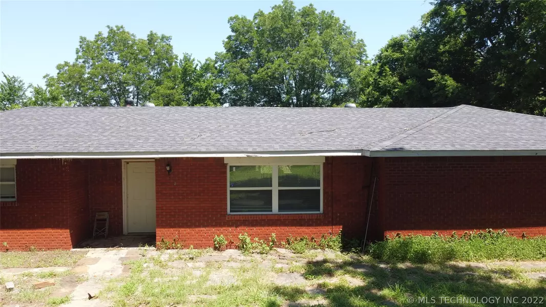 30788 Hwy 82, Mccurtain, OK 74944