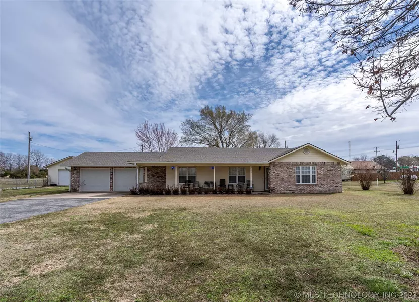 102 N Mason ST, Kansas, OK 74347