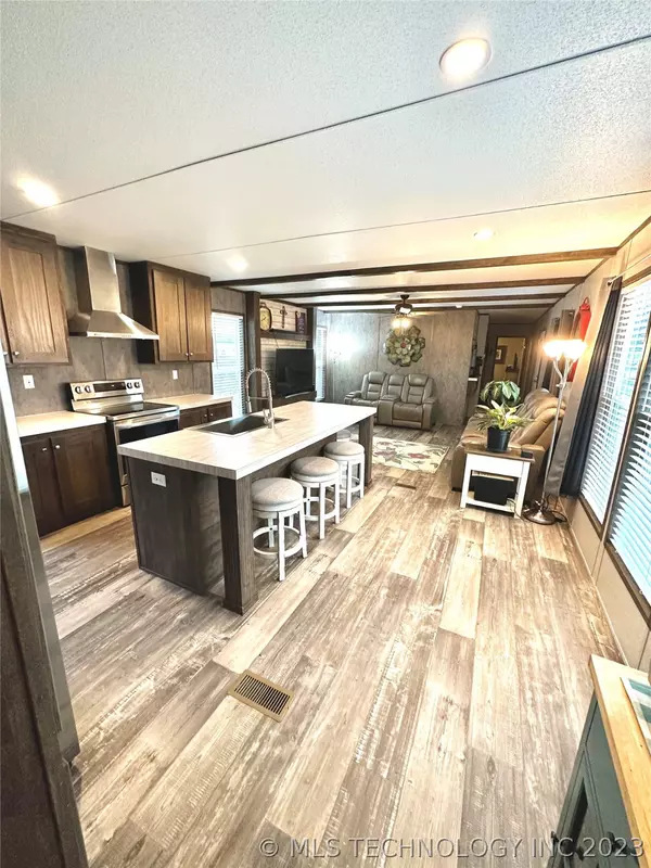 Kingston, OK 73439,4977 Bonanza DR