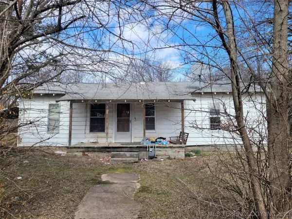 Beggs, OK 74421,209 E 7th ST