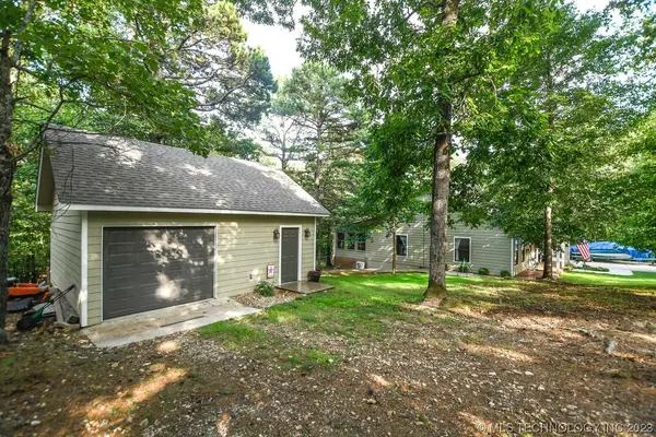 Kansas, OK 74347,2594 Oak Tree DR