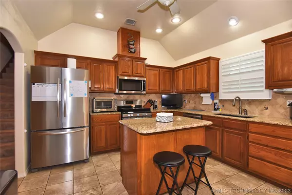 Claremore, OK 74019,25615 Briar DR