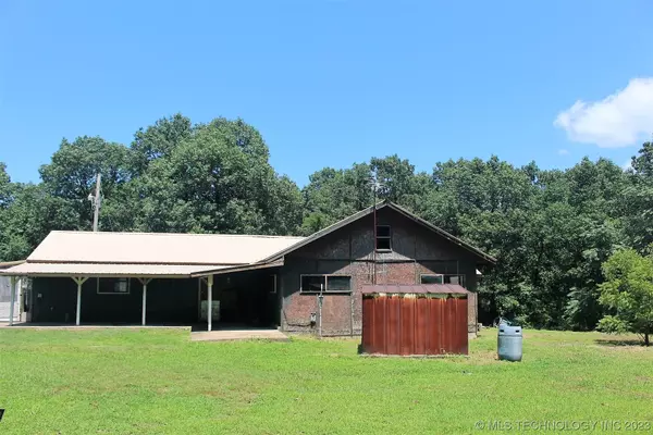 Locust Grove, OK 74352,5580 E 610 RD