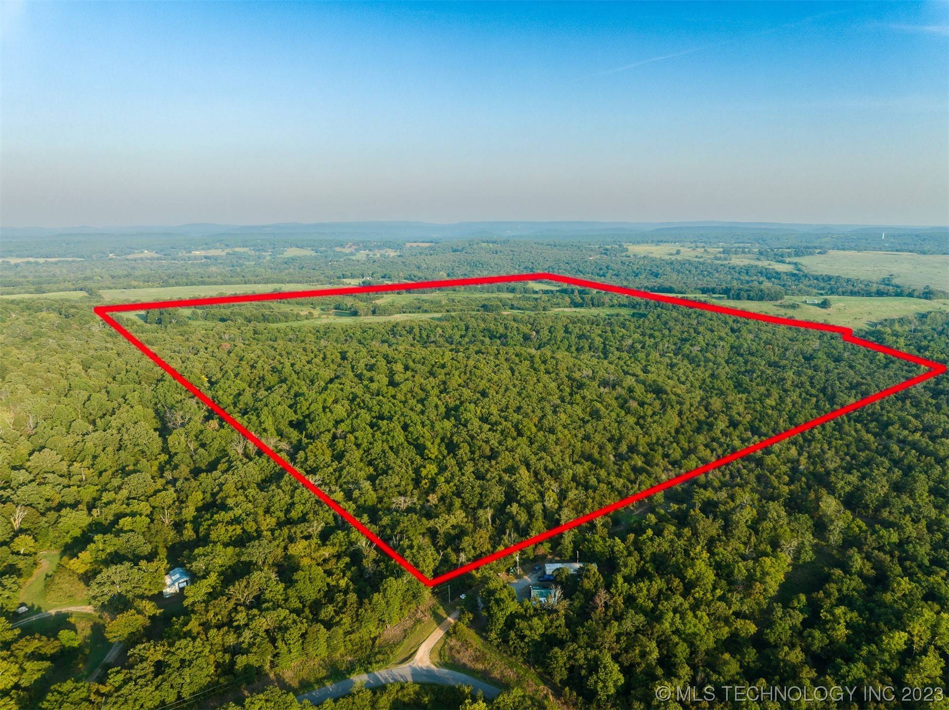 Tahlequah, OK 74464,160 W 850 RD