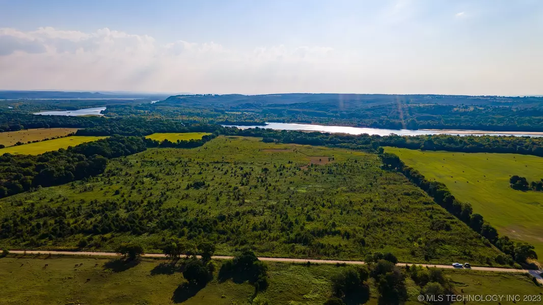 N 445 RD, Webbers Falls, OK 74470