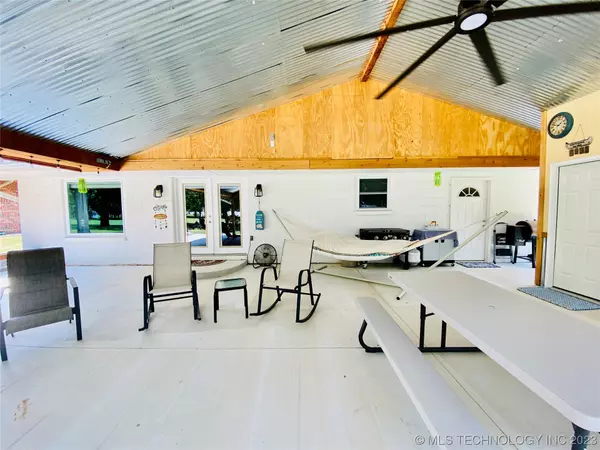 Checotah, OK 74426,114364 S 4170