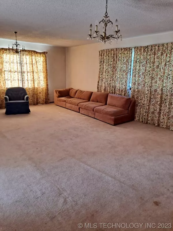 Lane, OK 74555,618 West McGee Creek