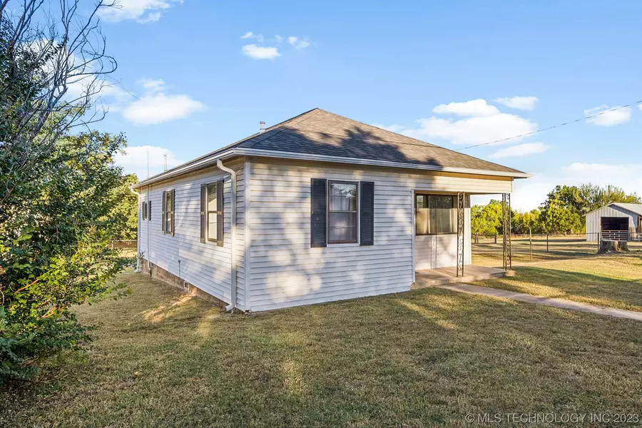 2200 N Kings HWY, Cushing, OK 74023