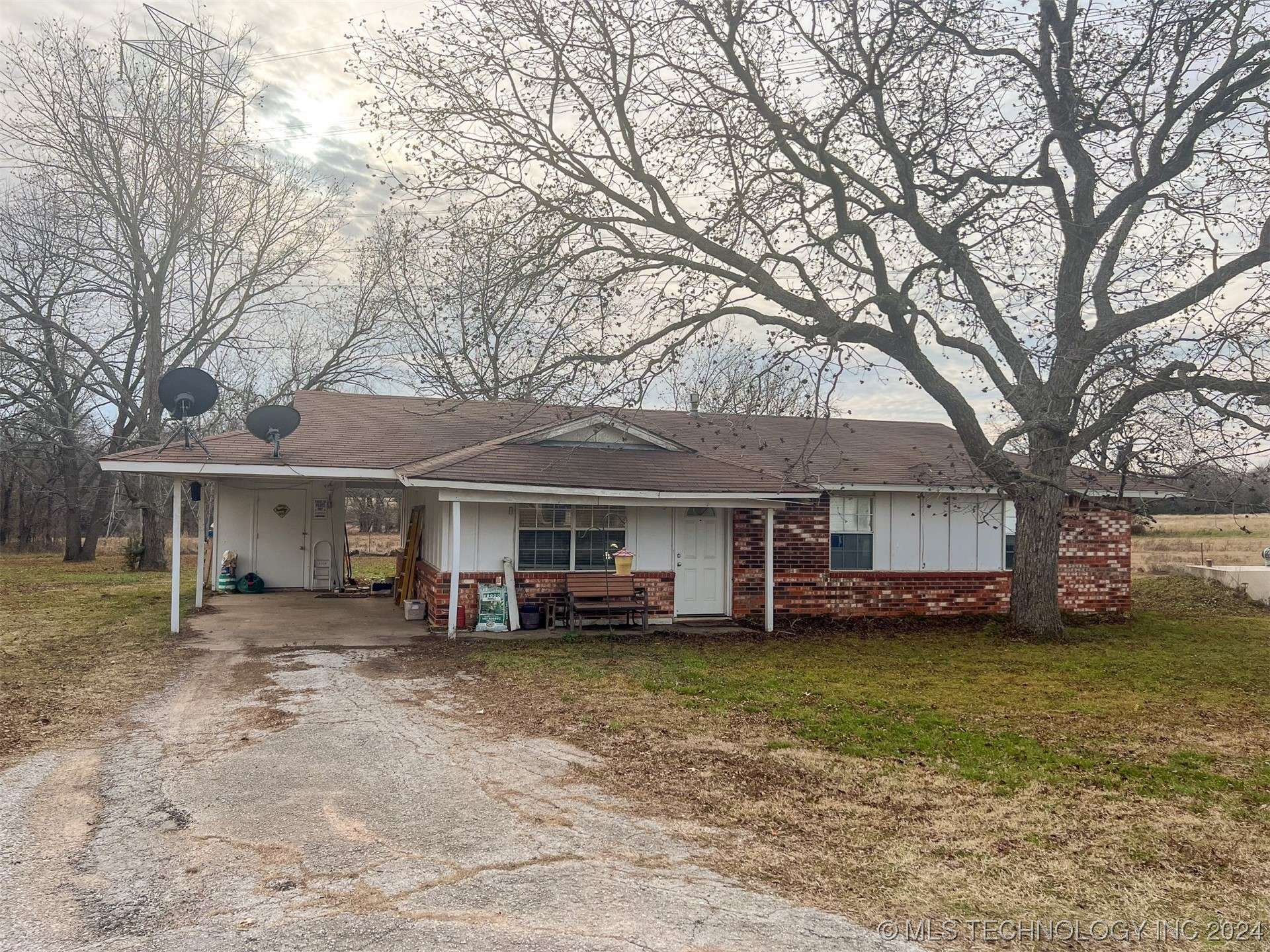 35246 Ew 1400 RD, Konawa, OK 74849