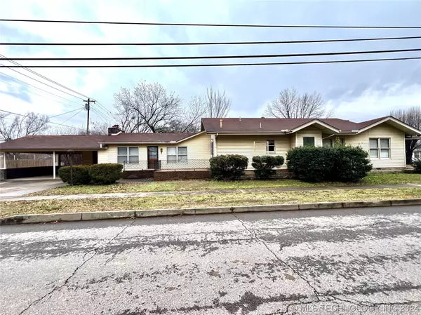 Poteau, OK 74953,301 Ward AVE