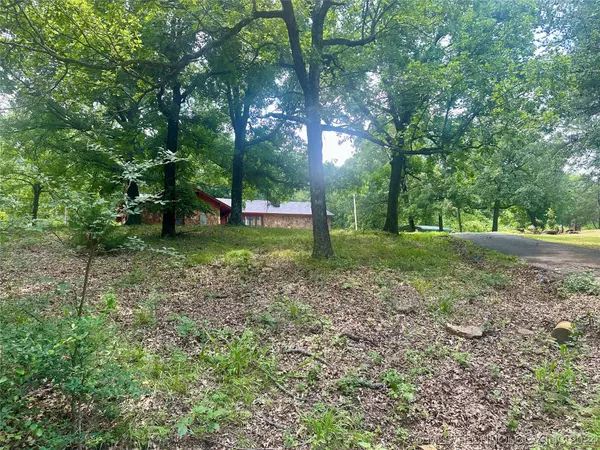 Tahlequah, OK 74464,26262 S 460 RD