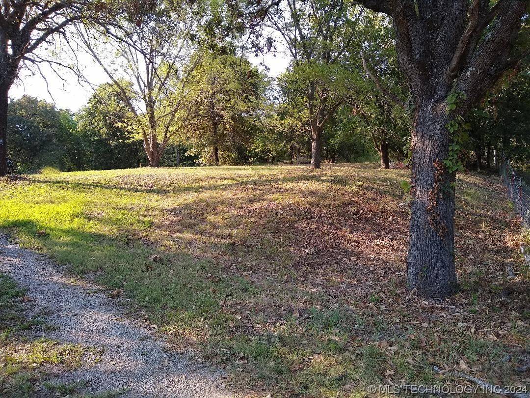1533 N 442 RD, Salina, OK 74365