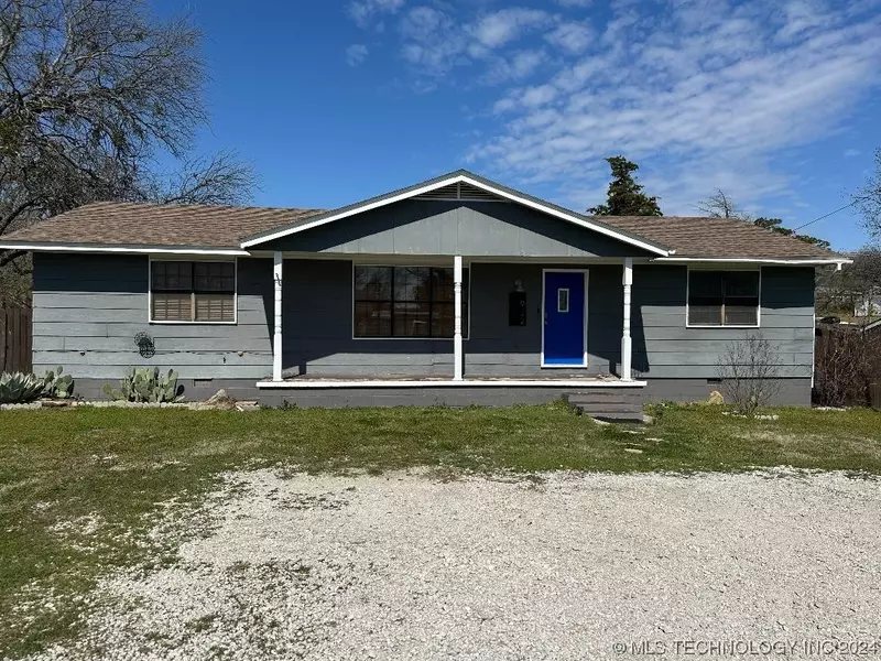 922 E 22nd, Ada, OK 74820