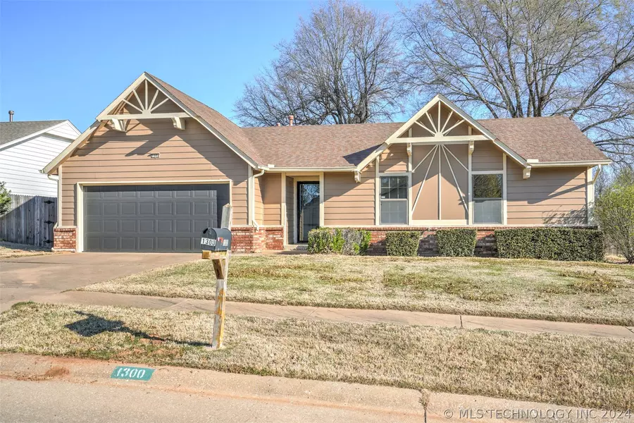 1300 W Inglewood ST, Broken Arrow, OK 74011