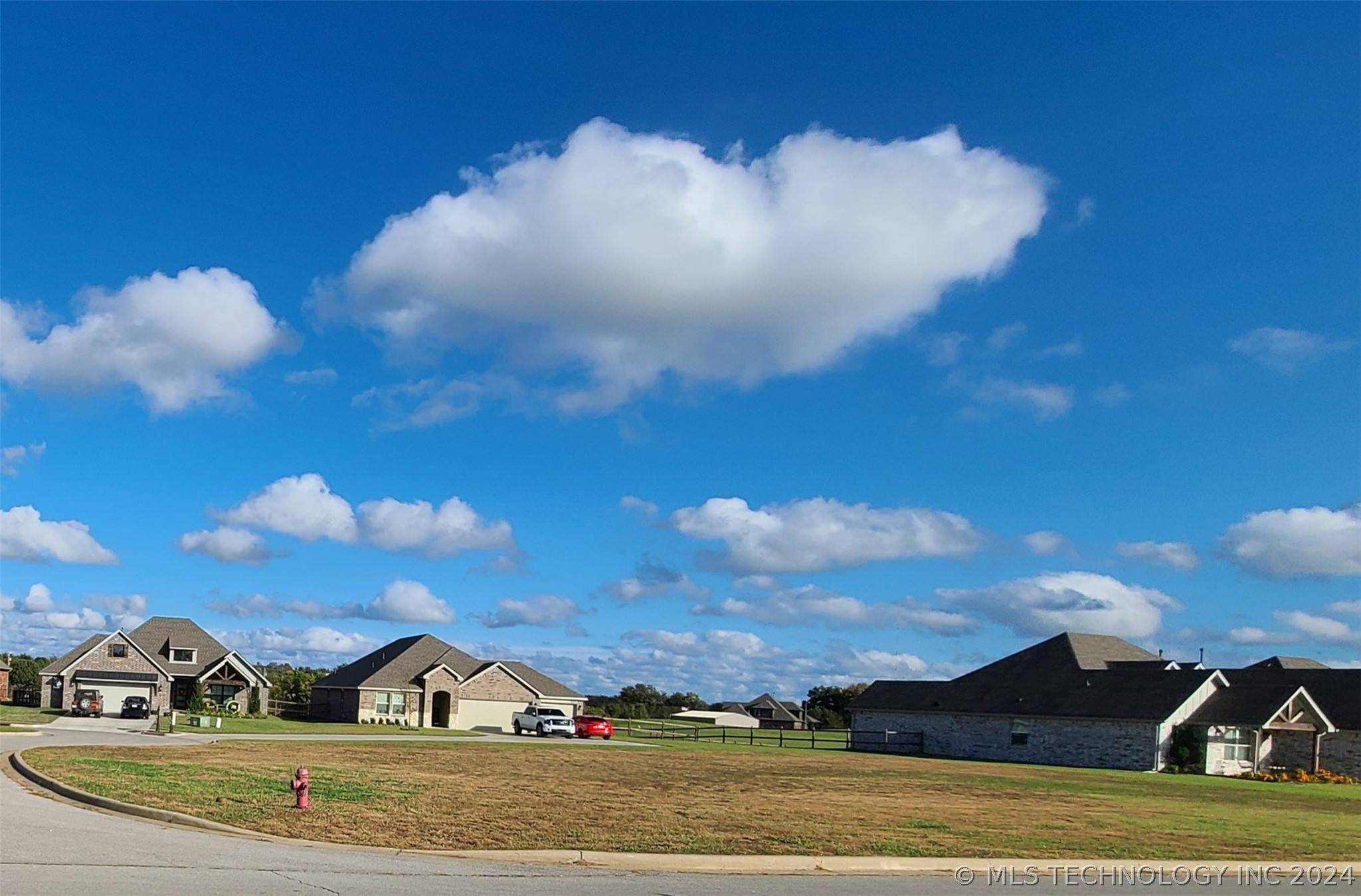 11224 S 282nd East Avenue,  Coweta,  OK 74429