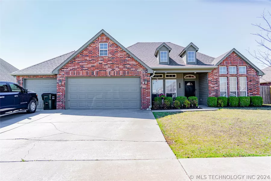 8800 N 144th East Avenue, Owasso, OK 74055