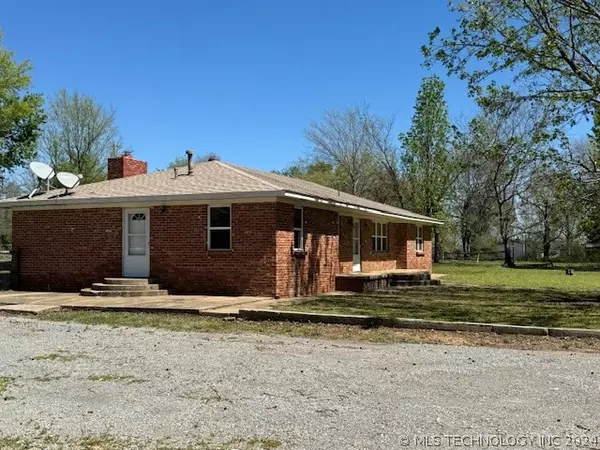 Chouteau, OK 74337,3152 W 578 RD
