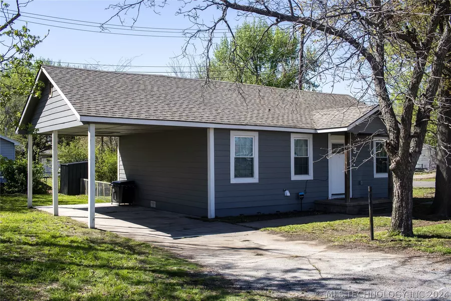 3 Archer, Pryor, OK 74361