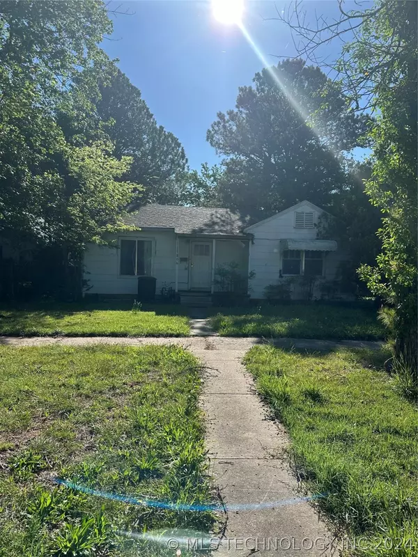 Bartlesville, OK 74003,804 S Choctaw AVE