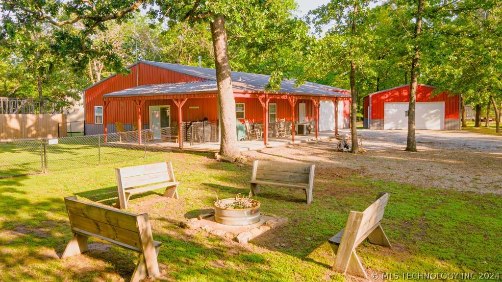 331 Sunset AVE, Eucha, OK 74342