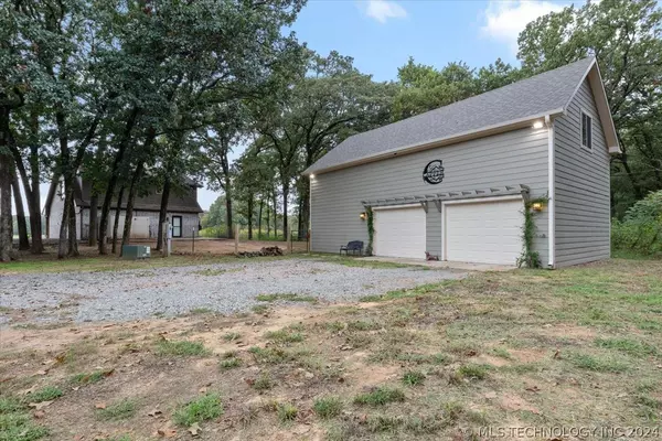 Colbert, OK 74733,270 Sleepy Hollow TRL