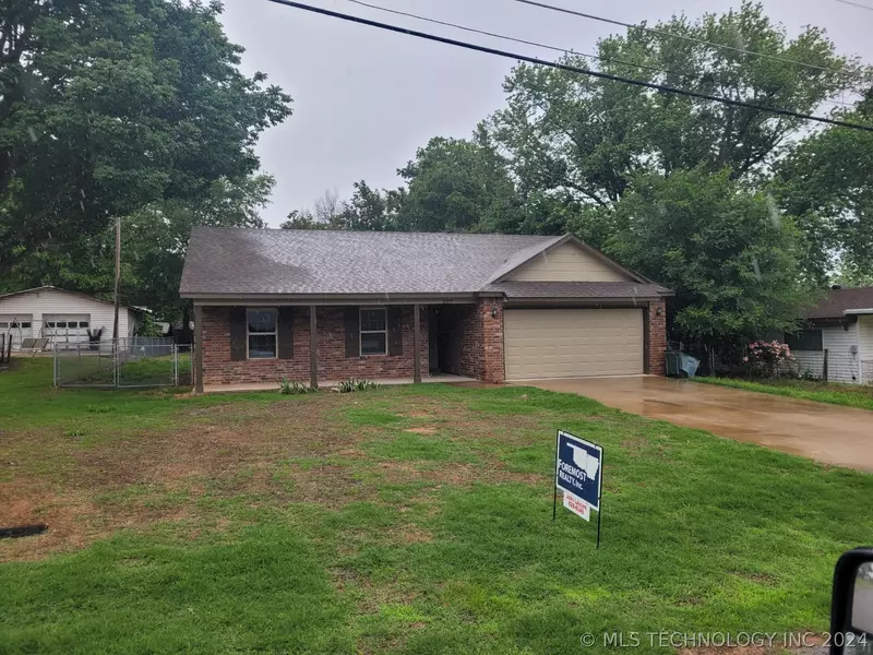 207 E 38th ST, Sand Springs, OK 74063