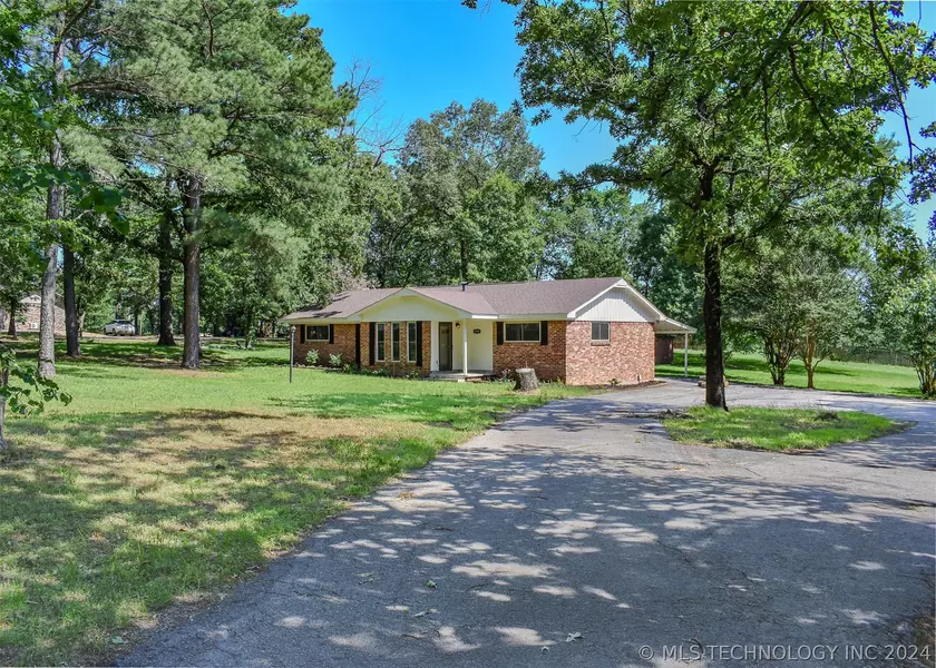 1314 Red Bud LN, Antlers, OK 74523