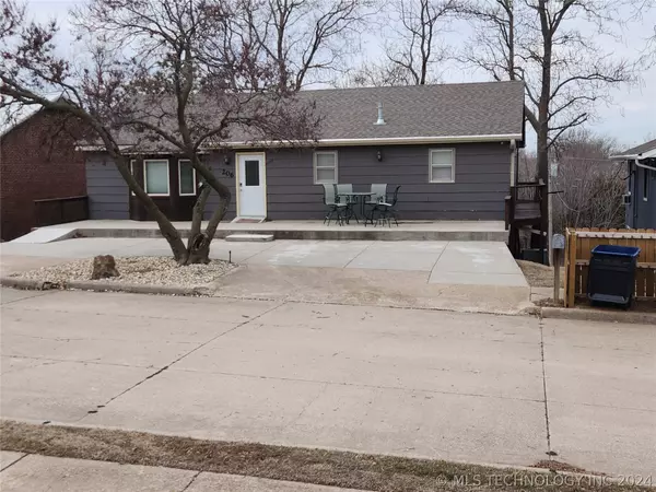 206 Pineview, Kaw City, OK 74641