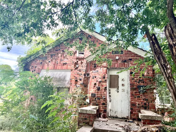 Konawa, OK 74849,402 S Broadway