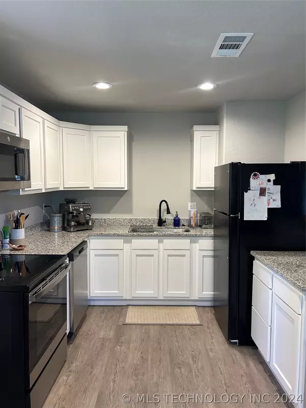 Atoka, OK 74525,245 W 7th