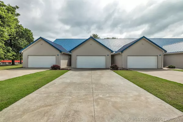 Vinita, OK 74301,35005 Colony Cove CIR #2