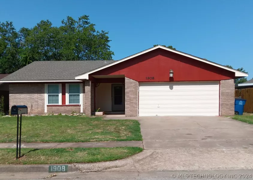 1908 S 141st East Avenue, Tulsa, OK 74108