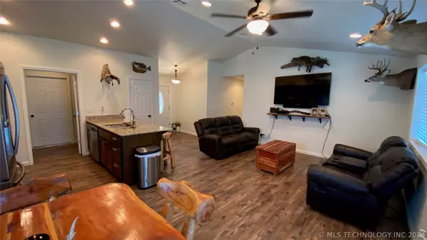 Adair, OK 74330,112 Elmwood AVE