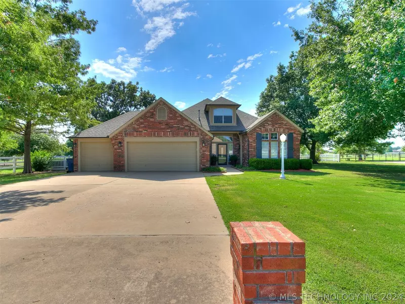 11306 N 157th East Avenue, Owasso, OK 74055