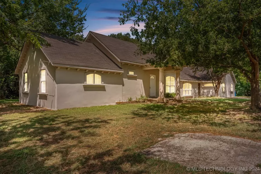 8250 S Yukon AVE, Tulsa, OK 74132