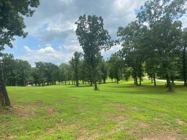 36358 S Cedar RD, Park Hill, OK 74451