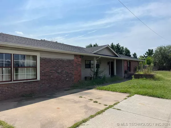 3205 N Zunis AVE,  Tulsa,  OK 74110