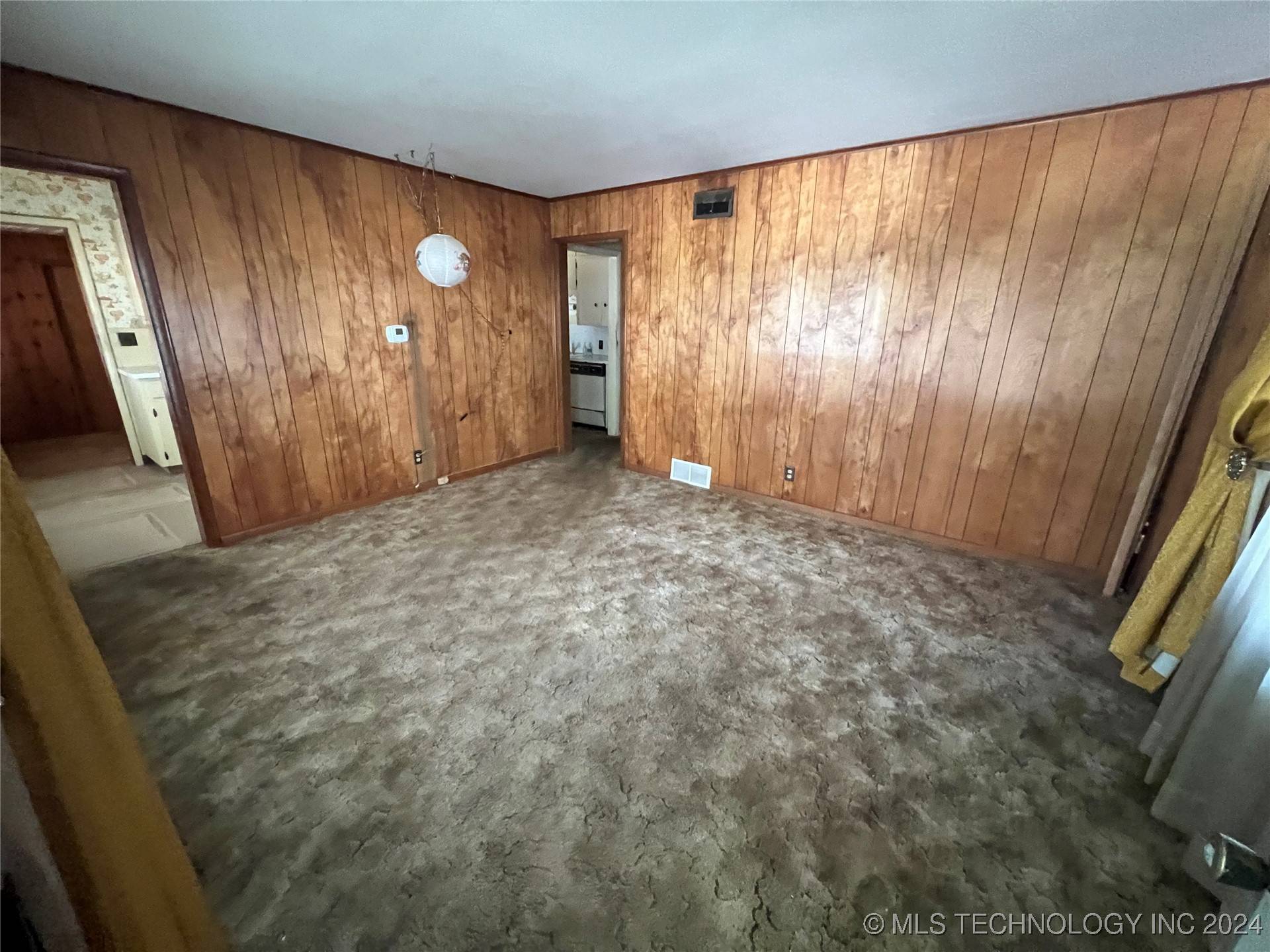 Tulsa, OK 74115,1045 N Canton AVE