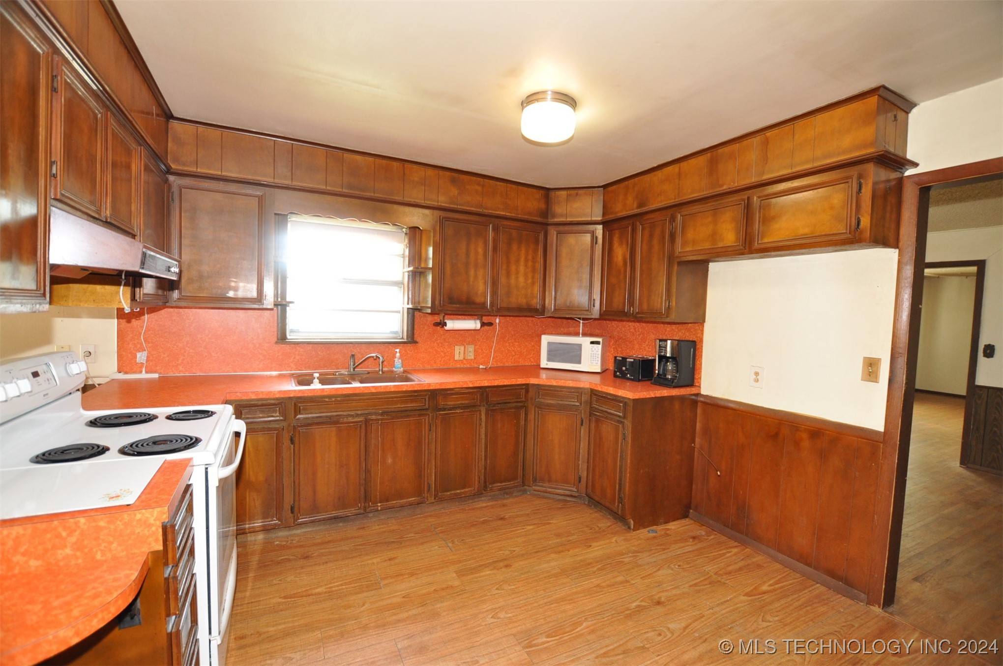 Catoosa, OK 74116,15702 E King ST