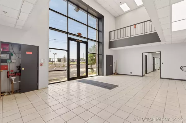 Tulsa, OK 74145,7655 E 41st ST