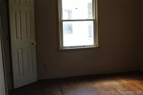 Pryor, OK 74361,327 SW Graham CT