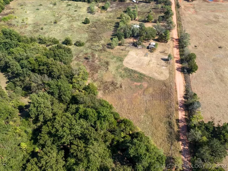 5 E 830 RD, Carney, OK 74832