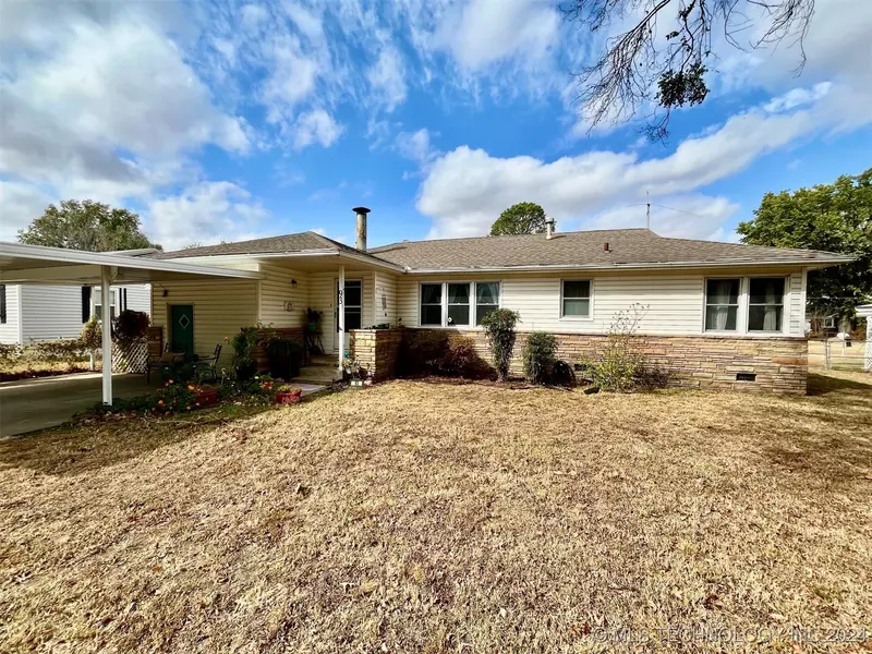 93 Bryan ST, Pryor, OK 74361