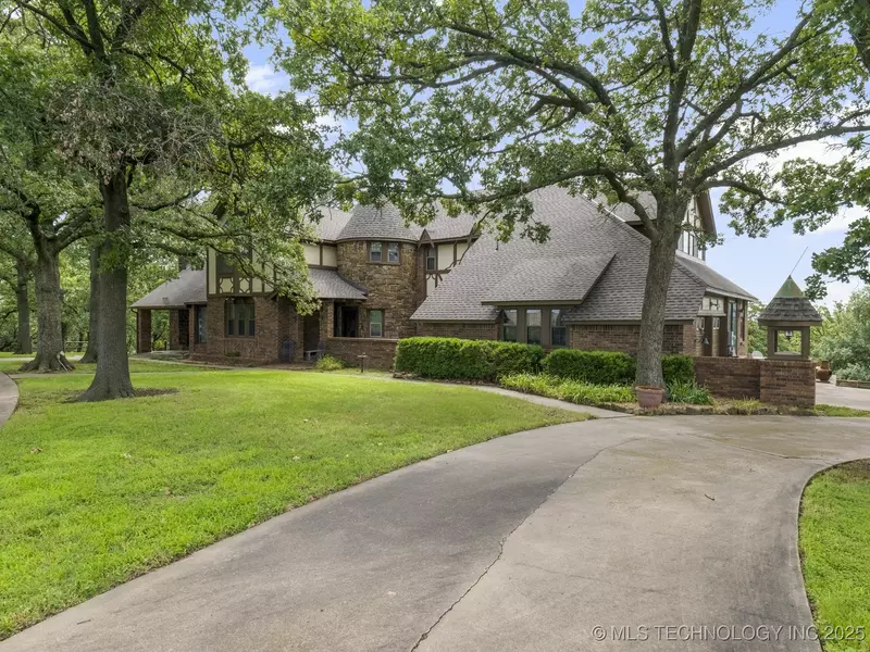 833 W 91st ST S, Tulsa, OK 74132
