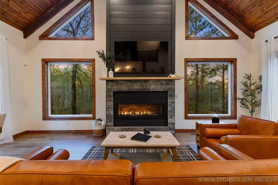 235 Tall Timber TRL, Hochatown, OK 74728