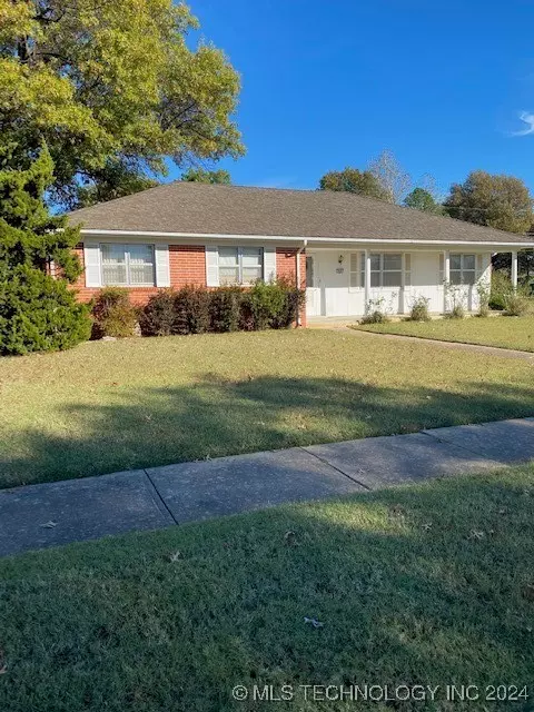 900 W Oakland ST, Broken Arrow, OK 74012